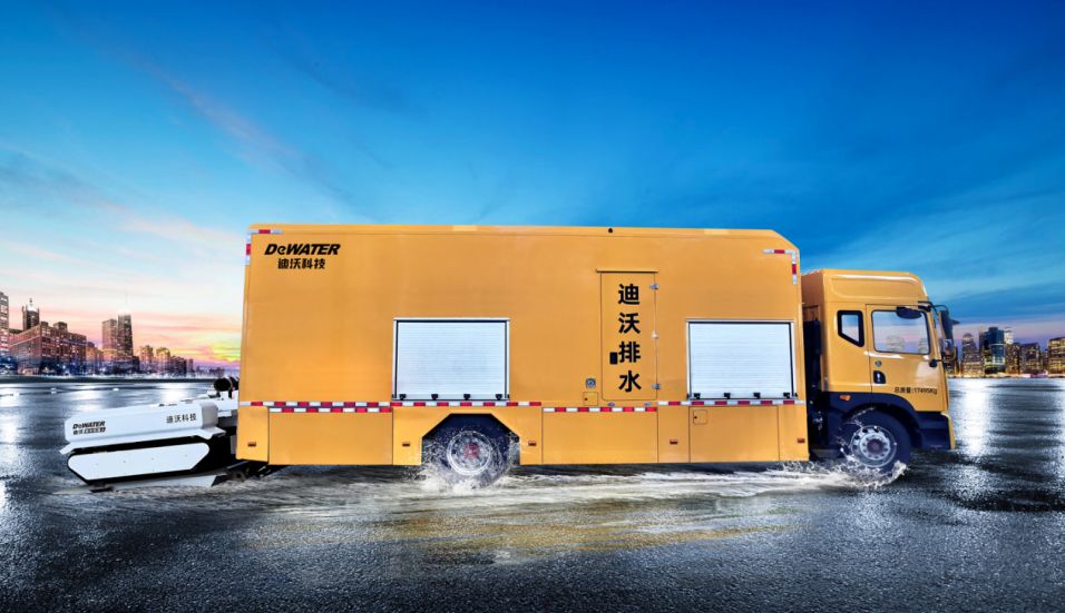 Grote noodreddingstruck met stroomdrainage