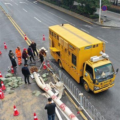 Mobile Pump Truck2